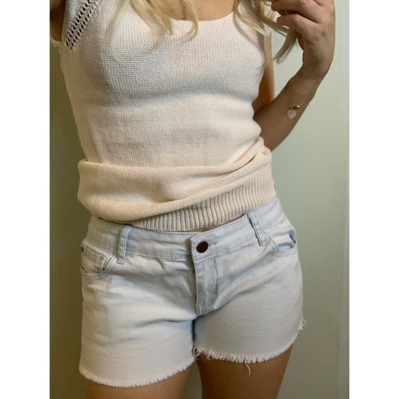 Size 27, Harlow, light blue shorts - Picture 3 of 11